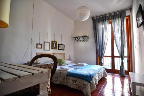 Hostal Civico 98