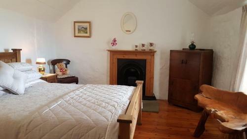Stunning Views At Ballagh Cottage Newcastle