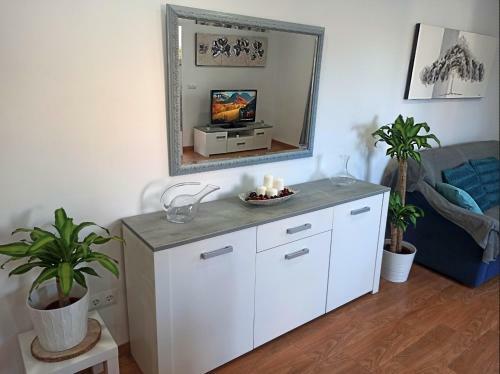 Apartamento Novedad Suite C�ntrico Con Porche Y Jard�n