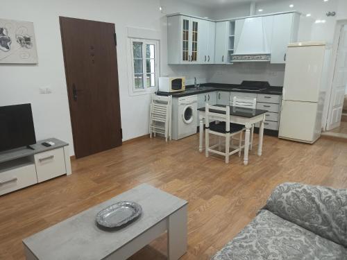 Apartamento Novedad Suite C�ntrico Con Porche Y Jard�n