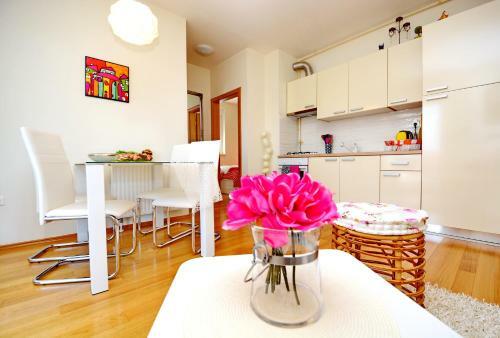 Apartment Vacation In Zadar - Mirna