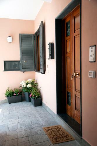 L'arco Tra I Sentieri