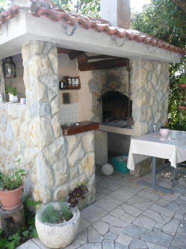 Apartment In Barbat/insel Rab 16335