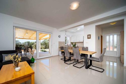 Holiday Home In Barbat - Insel Rab 41392