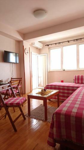 Hellena Apartment