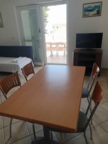 Apartmani Lon?ar