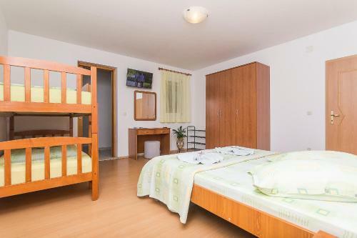 Apartments Zina
