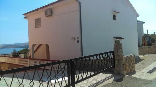 Hostal Guesthouse Bili