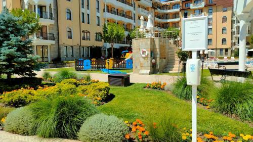 Holiday Apartcomplex Royal Sun