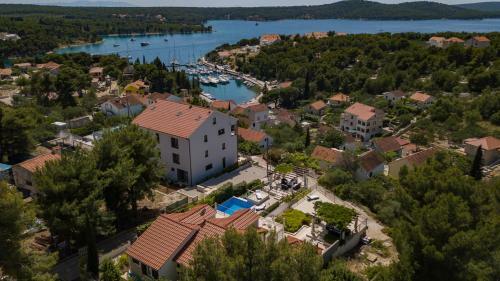 Hostal Villa Julia 16 People