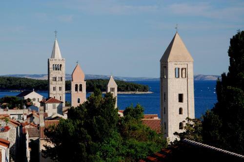 Apartment In Rab/insel Rab 16488