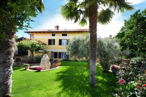 Hostal Apartments And Rooms Branka