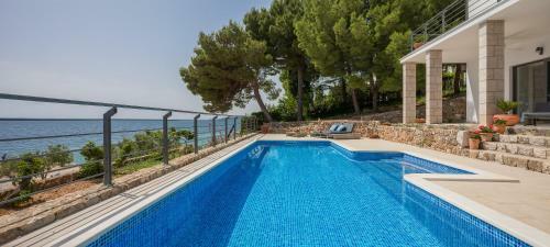 Absolute Beach Villa