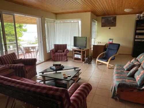 Isthmia Kavos Apartment