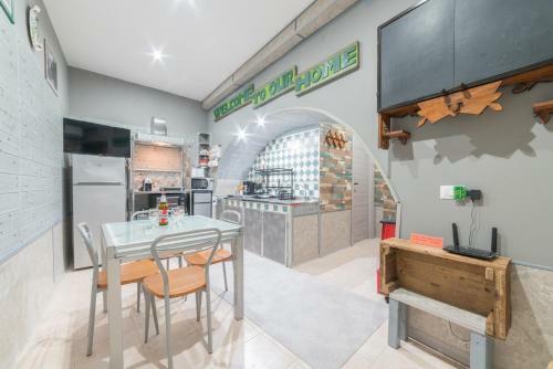 Apartamento Industrial Design Apt . City Center . Wifi . AC