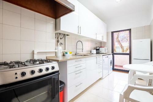 Apartamento Comfortable And Central 3min Walking To The Beach