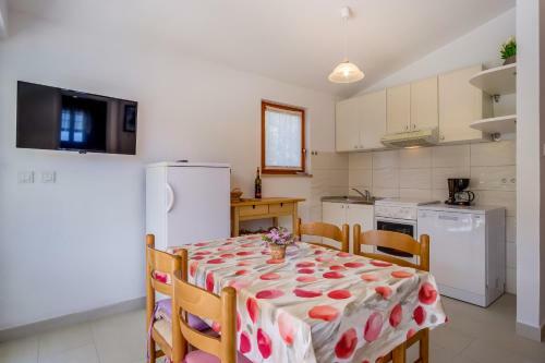 Apartments Valun