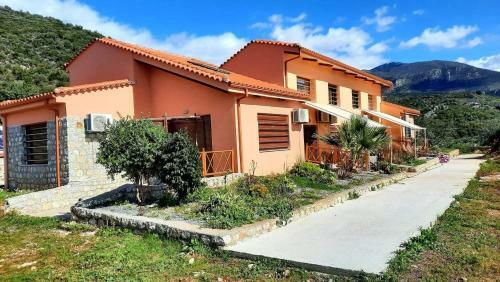 Menina Apartments 1