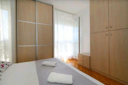 Apartment Split Sun