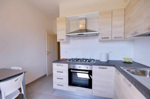 Apartamento Villetta Marco Polo Fronte Mare Con Giardino E Posto Auto