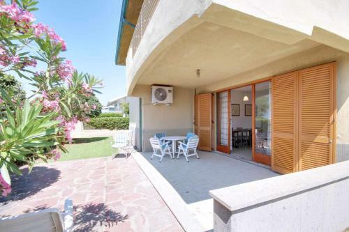 Apartamento Villetta Marco Polo Fronte Mare Con Giardino E Posto Auto