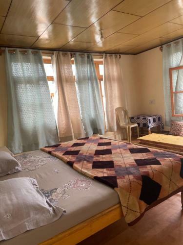 Hostal Saiman Guest House