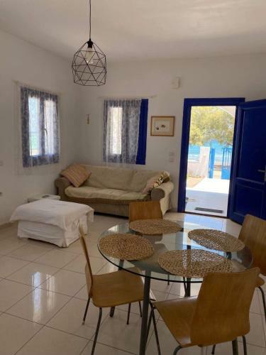 Villa 33