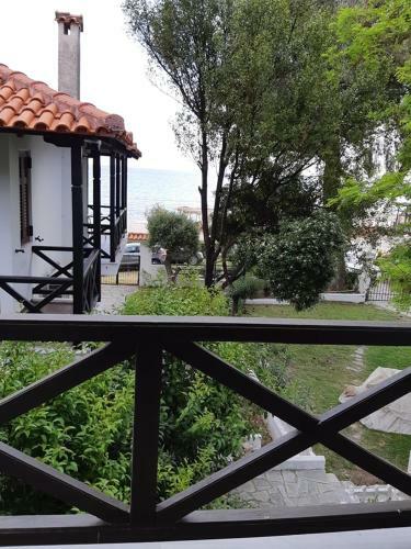 Sofia's Pearl Beachfront Maisonette