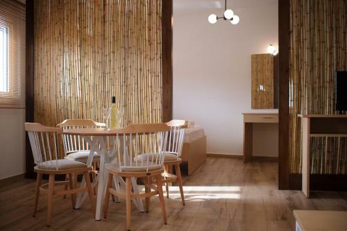 Status Luxury Apartments And Penthouse