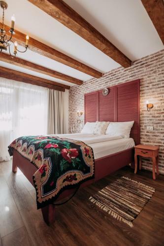 Hostal Casa De Sub Munte