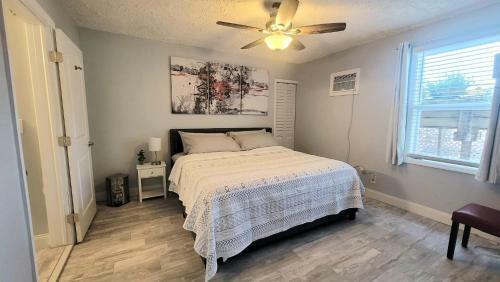 Barefoot Mailman Motel