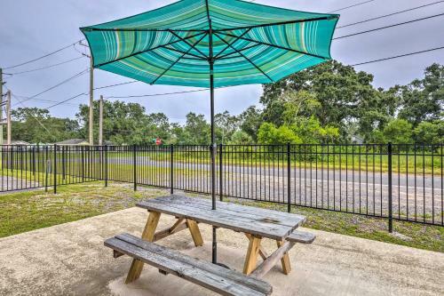 The Float Yard Pensacola Home With Pool Table