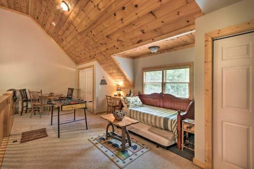 Coosawattee River Resort Home Mins From Blue Ridge