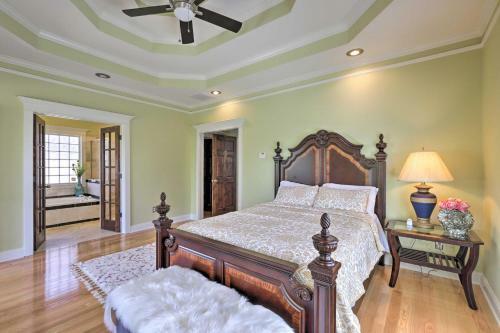 Southern-style Home In East Point With Deck!