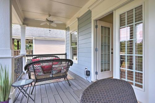 Southern-style Home In East Point With Deck!