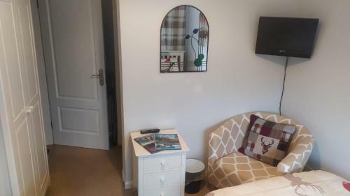 Hostal Strathavon B&B