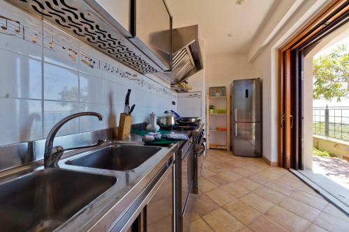 "la Medina"deliziosa Casa Vista Mare, In Citt�