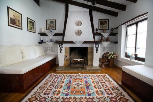Sani Pine Villa