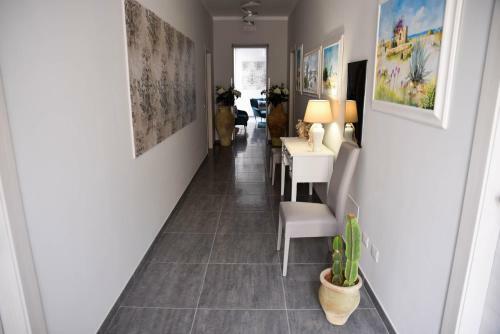 Hostal Dolcelina Home