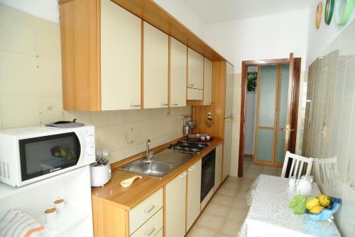 Daniela House