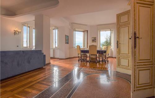 Awesome Apartment In Rapallo With 3 Bedrooms