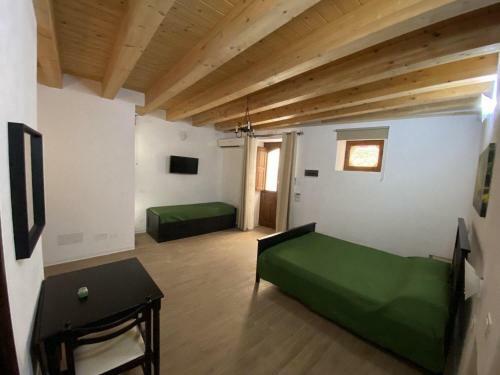 Hostal Decadracma