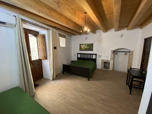 Hostal Decadracma