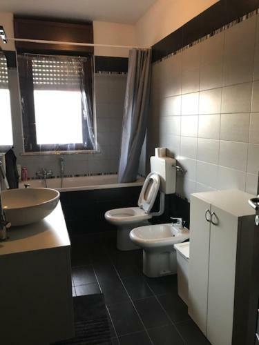 Apartamento Accogliente E Moderno Trilocale