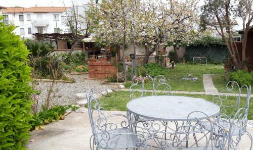 Bed & Breakfast Room Garden