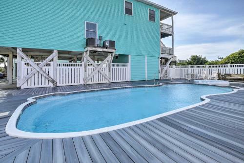 Large-group Getaway - Beachfront Home With Pool!