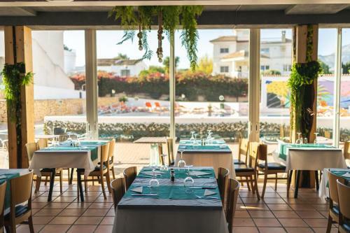 Hotel L'alf�s Oasis