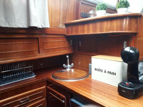 Cabana & Boat "corus"