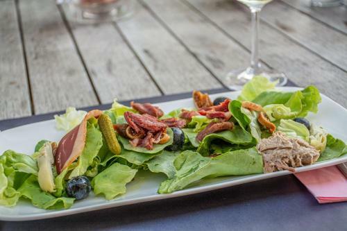 Vandenbeld Wines B&B