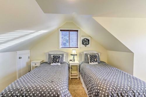Remodeled 2-story Home 2 Mi To Historic Gig Harbor